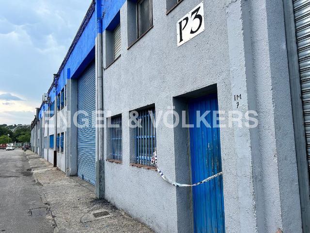 Nave en alquiler en Tres Torres, Vallès Oriental