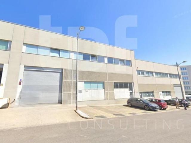 Nave en alquiler en Paterna, la Coma