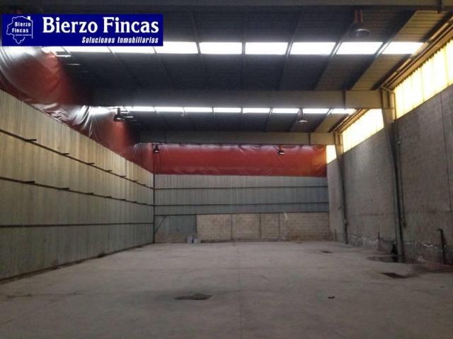 Nave en alquiler en Ponferrada
