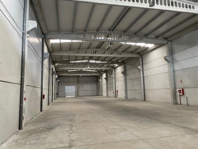 Nave en alquiler en San Cibrao Das Viñas, A Carballeira