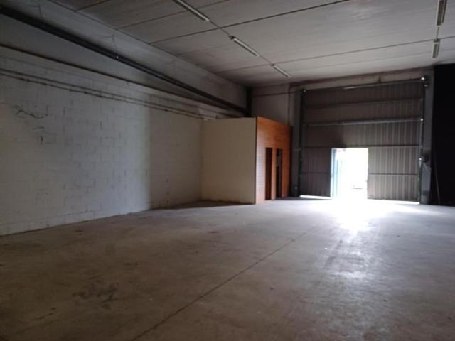 Nave en alquiler en Santa Cruz De Bezana, Igollo