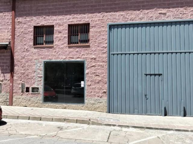 Nave en alquiler en Sevilla