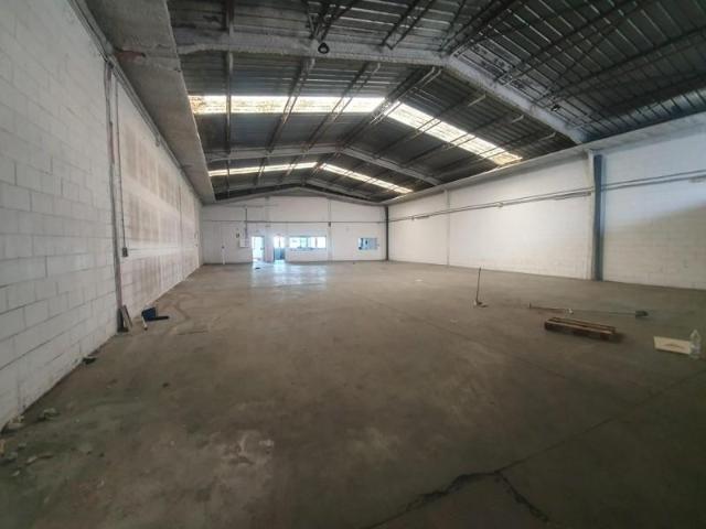 Nave en alquiler en Sevilla, Palmete
