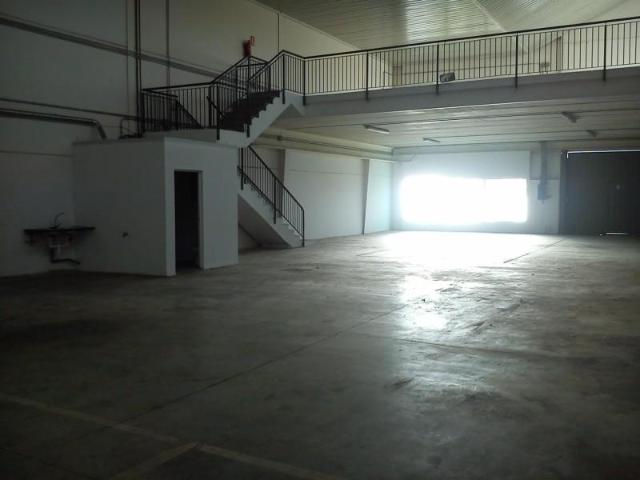 Nave en alquiler en Cerro-Amate, Sevilla