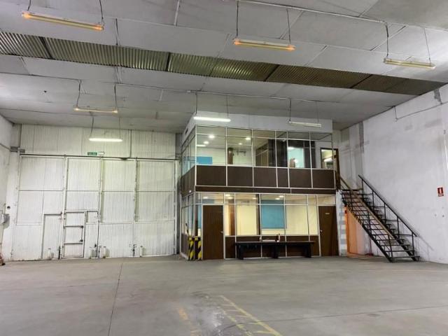 Nave en alquiler en Sevilla