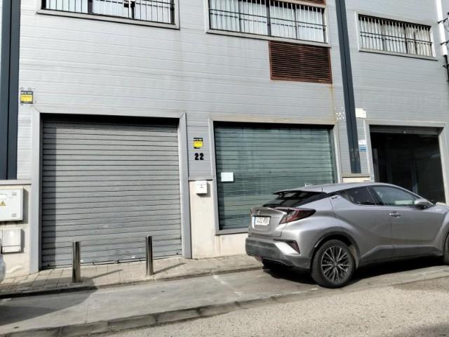 Nave en alquiler en Sevilla