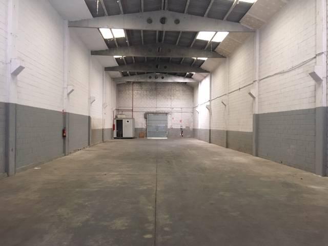 Nave en alquiler en Sils