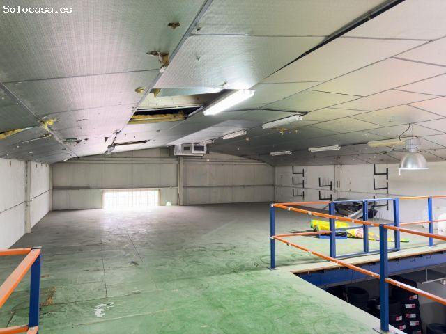 Nave en venta en Torrejón De Velasco, Madrid