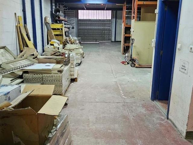 Nave en alquiler en Ugao-miraballes