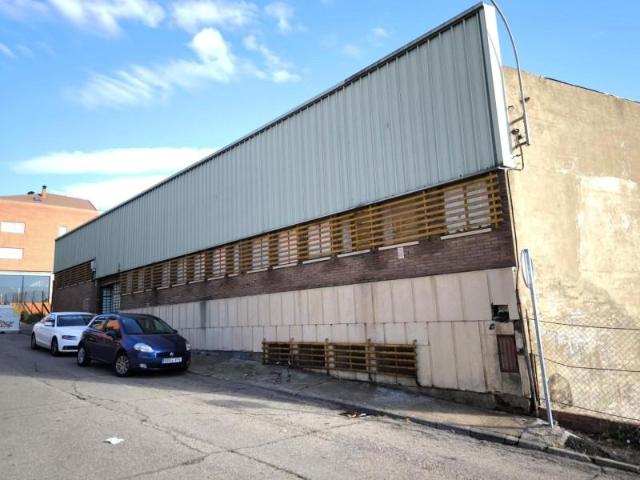 Nave en alquiler en Villaquilambre, Navatejera