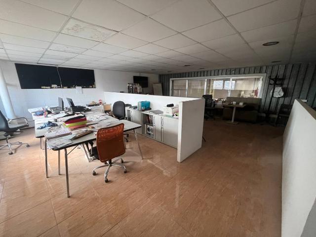 Nave en alquiler en Barri Antic, Barberà Del Vallès