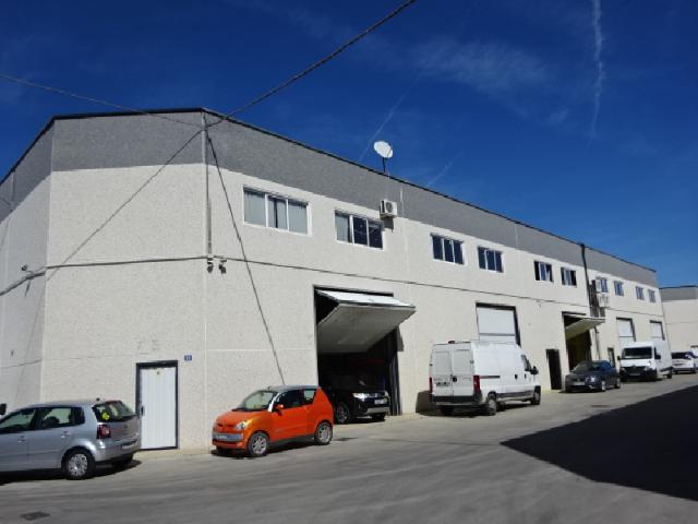 Nave en venta en Madrid