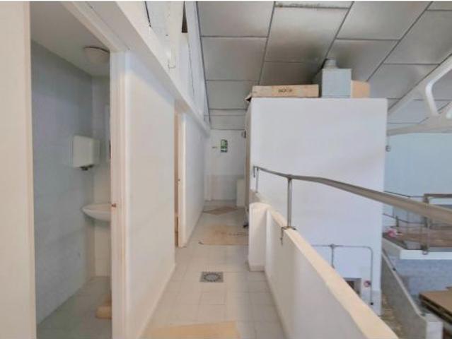 Nave en venta en Colindres, Cantabria