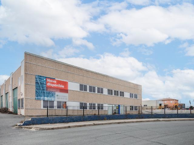 Nave en venta en Ávila