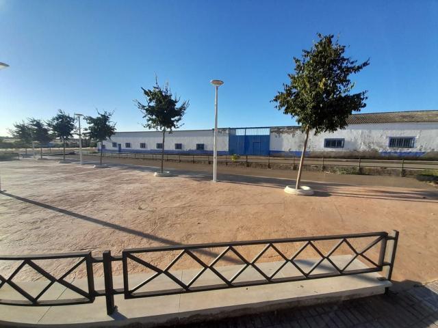 Nave en venta en Almodóvar Del Campo, Tirteafuera