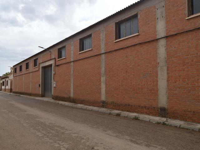 Nave en venta en Horcajo De Santiago