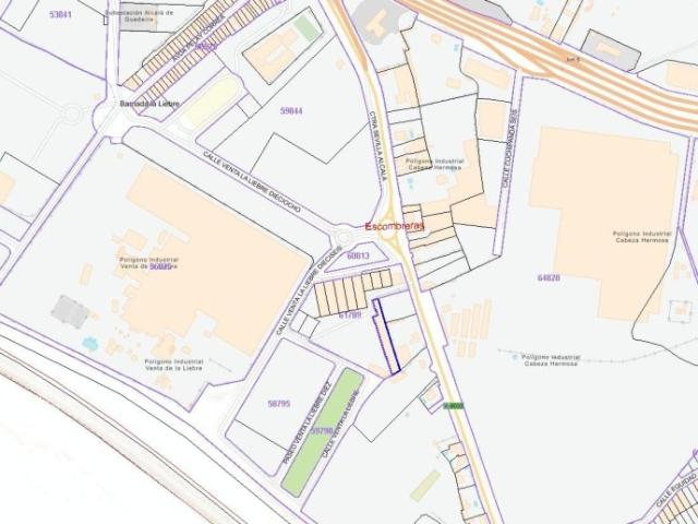 Nave en venta en Alcalá De Guadaíra, Andalucía