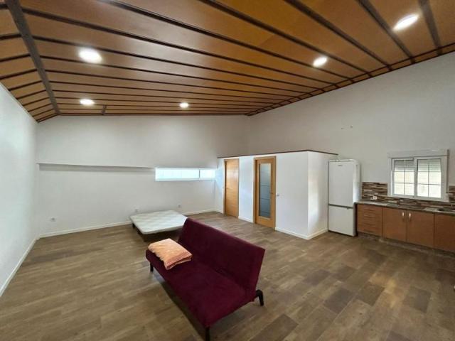 Nave en venta en La Algaba, Andalucía