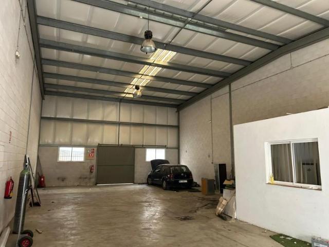 Nave en venta en Antequera, Andalucía