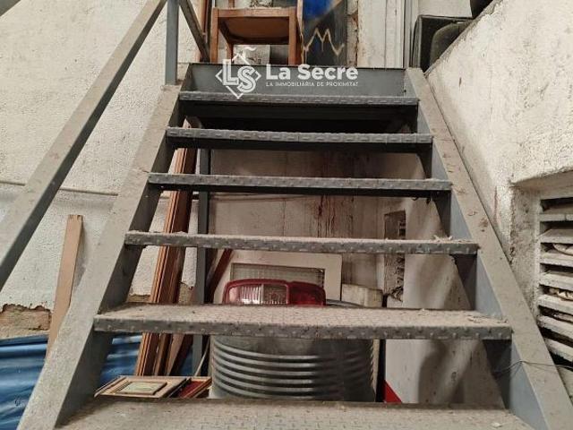 Nave en venta en Martorell