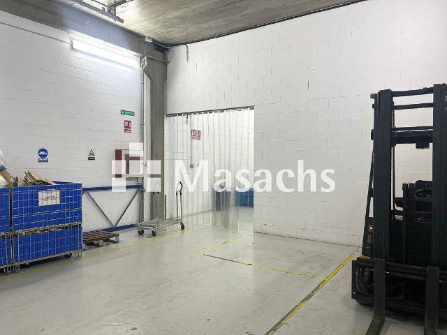 Nave en venta en Avinyonet de Puigventós, Girona