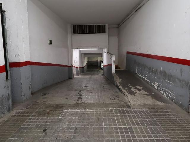 Nave en venta en Districte III, Barcelonès