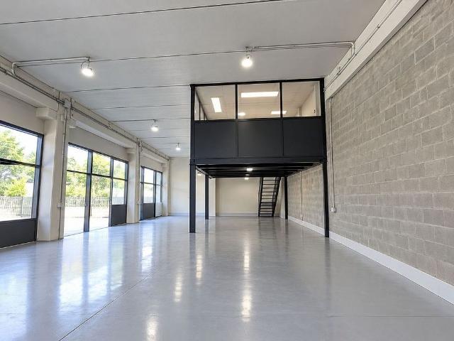Nave en venta en Polígon industrial de les Salines, Cubelles