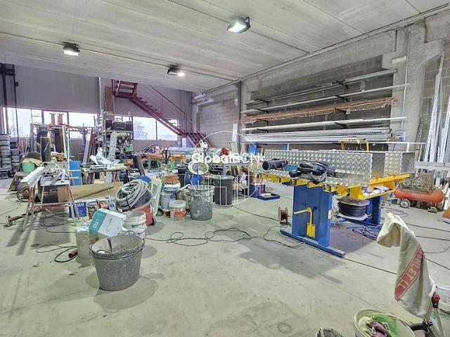 Nave en venta en Olesa De Montserrat