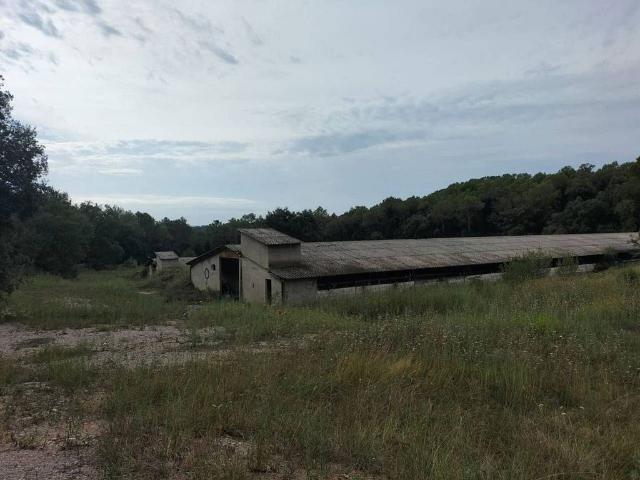 Nave en venta en Serinyà