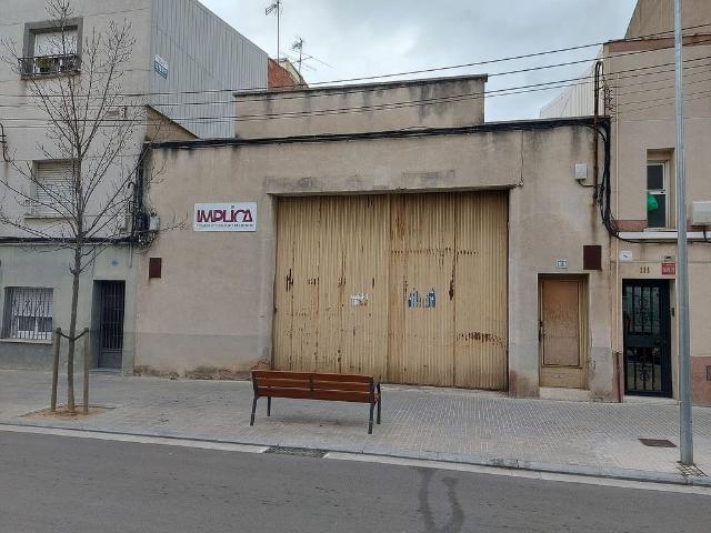 Nave en venta en Terrassa, la Maurina