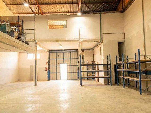 Nave en venta en Torreforta, Tarragonès