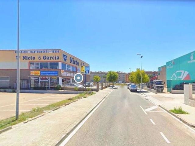 Nave en venta en Cubelles