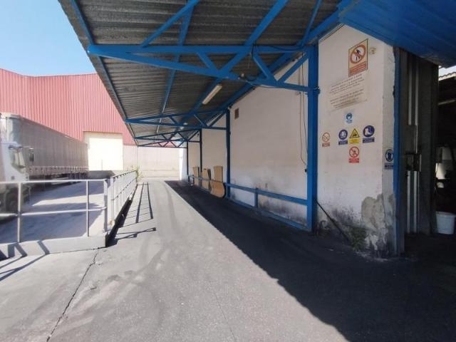 Nave en venta en Esparreguera