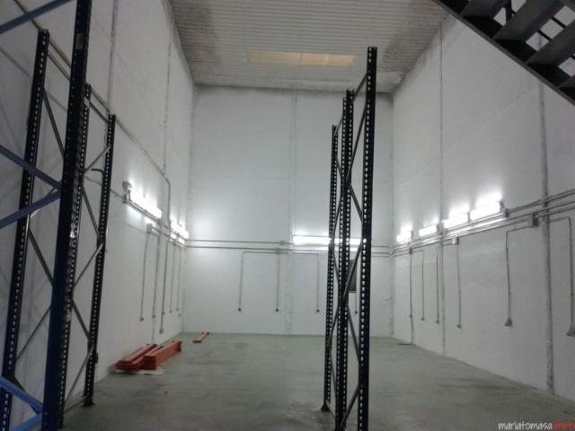 Nave en venta en Fuenlabrada