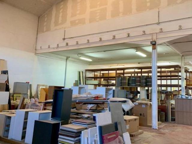 Nave en venta en El Naranjo, Fuenlabrada