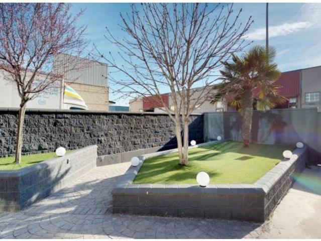 Nave en venta en Zaragoza, Aragón