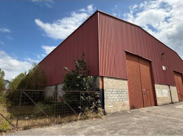 Nave en venta en Langreo, Asturias