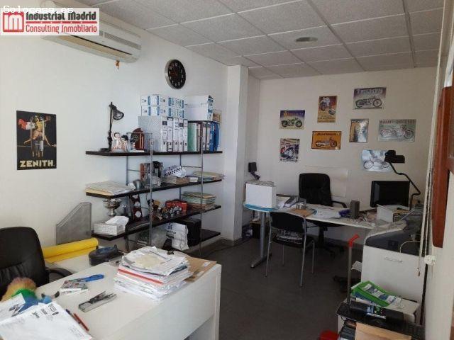Nave en venta en Loeches, Madrid
