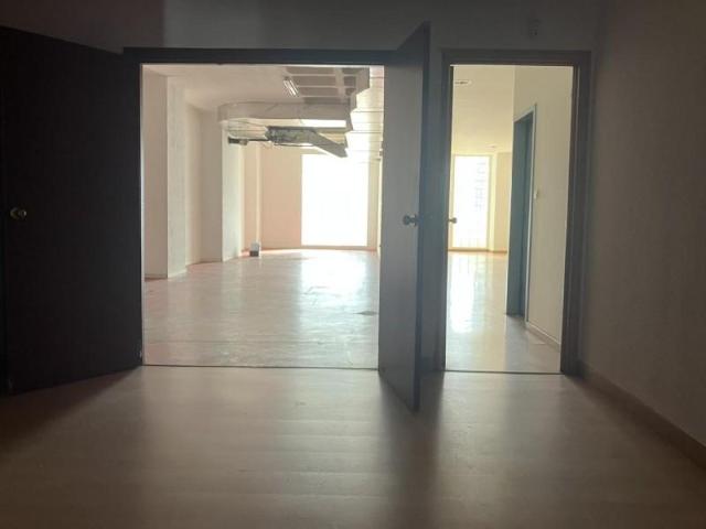 Nave en venta en Villa de Vallecas, Madrid