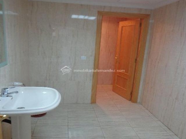 Nave en venta en Malpartida De Cáceres, Extremadura