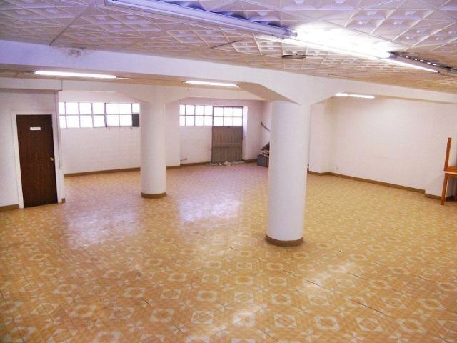 Nave en venta en Manresa