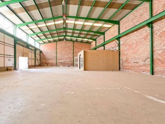 Nave en venta en Manresa