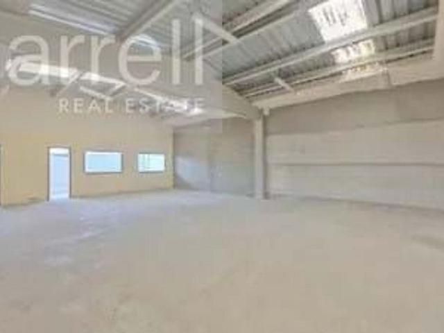 Nave en venta en Olesa De Montserrat