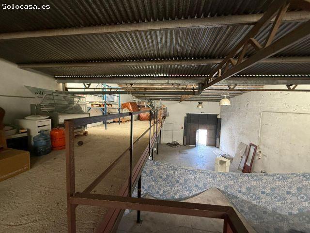 Nave en venta en Pilas, Andalucía