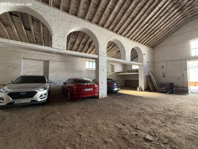 Nave en venta en Pilas, Andalucía