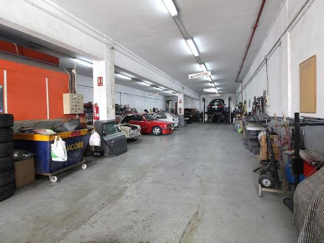 Nave en venta en Polinyà, Barcelona
