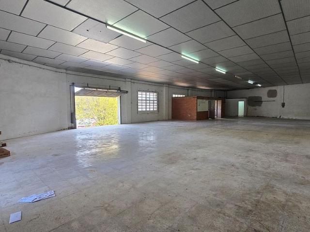 Nave en venta en Sant Llorenç Savall, Barcelona