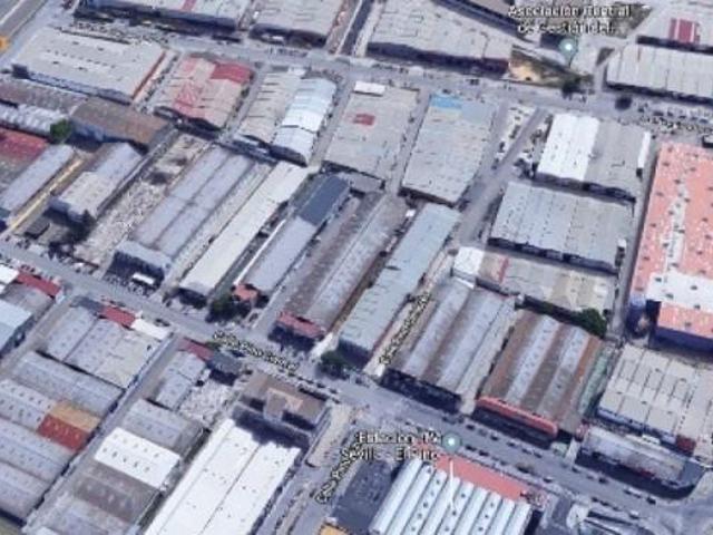 Nave en venta en Sevilla, Palmete