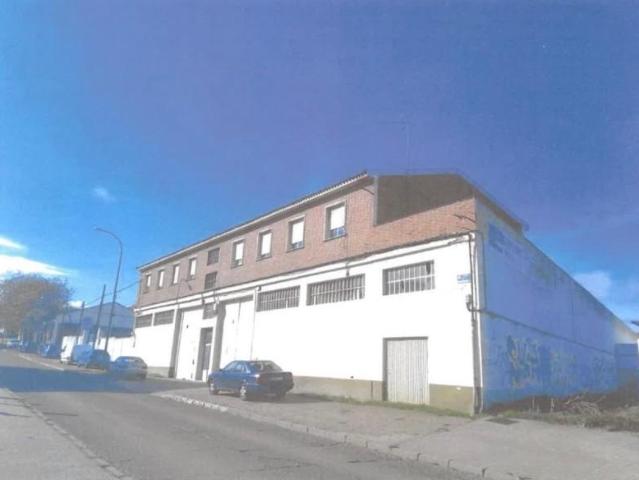 Nave en venta en Valladolid, La Victoria