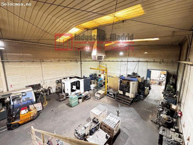 Nave en venta en Loeches, Madrid